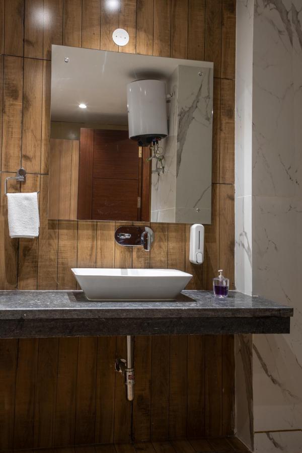 Perch Service Apartment-Mg Road Γκουργκάον Εξωτερικό φωτογραφία